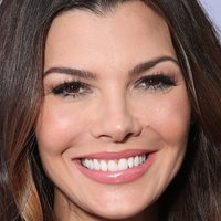 Ali Landry Nøgen