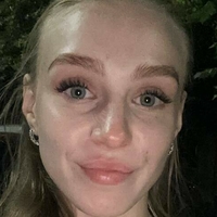 alice_19f Nøgen