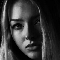 Alice Neale Nøgen
