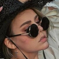 Alina Rin Nøgen