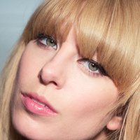 Alix Brown Nøgen