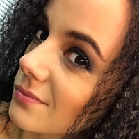 Alizee Nøgen