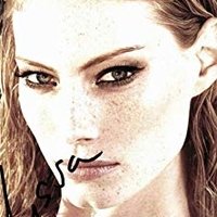 Alyssa Sutherland Nøgen