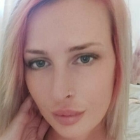 Amber Mackay Nøgen