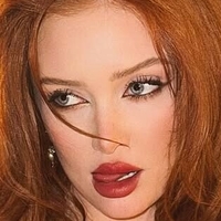 Angelina Mikhailichenko Nøgen