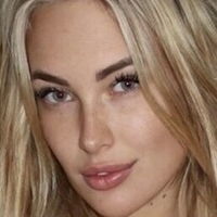 Anna Lore-Dana Bron Nøgen