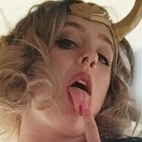 anyabraddock Nøgen