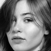 April Harel Nøgen