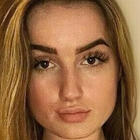 April Opal Nøgen