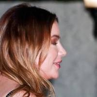 Ashley Benson Nøgen