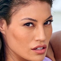 Ashley Callingbull Nøgen
