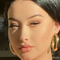 Baddie Madi Nøgen