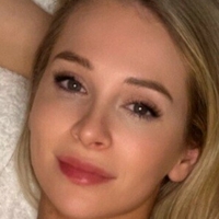 Beba Han Nøgen