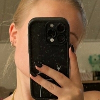 Behind_Visors Nøgen