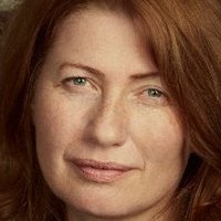 Belinda Bauer Nøgen