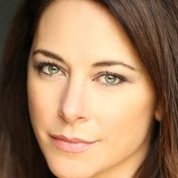 Belinda Stewart-Wilson Nøgen