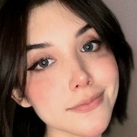 Beth Cast Nøgen