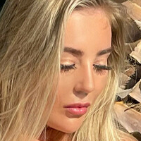 bethanylilyapril Nøgen