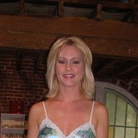 Beverly Lynne Nøgen