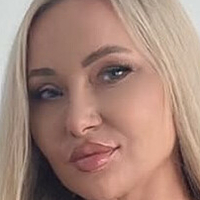 Blonde Curva Nøgen