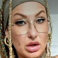 Call_Me_Pocahontas Nøgen