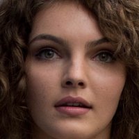 Camren Bicondova Nøgen