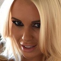 Cara Brett Nøgen