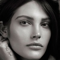Catherine Mcneil Nøgen