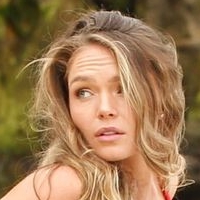 Chari Hawkins Nøgen