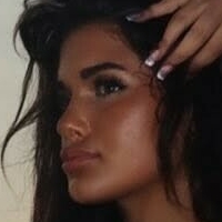 Daisy Dutton Nøgen