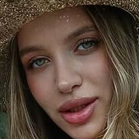 Dana Angelova Nøgen