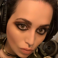 DaniLou Nøgen
