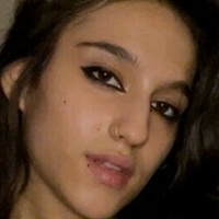 Deeksha Arora Nøgen