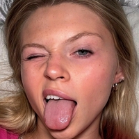 Devyn Hutchison Nøgen