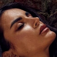 Diana Dobrea Nøgen