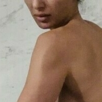 Dr Shelly Seidenberg Nøgen