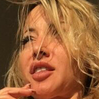 Eliana Stripper Nøgen
