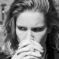 Elisabeth Umlauft Nøgen