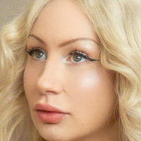 Elizabeth Rabbit Nøgen