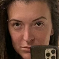 Elizabeth Skylar Nøgen