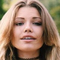 Ellie Patrikios Nøgen