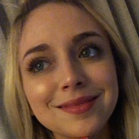 Ellie Schnitt Nøgen