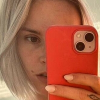 em.malynn Nøgen