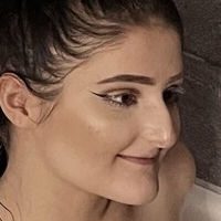 Emily McGrath Nøgen