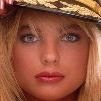 Erika Eleniak Nøgen