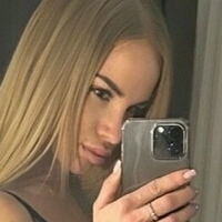 Erin Lesli Nøgen