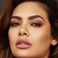 Esha Gupta Nøgen