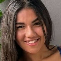 Estthergomesz Nøgen