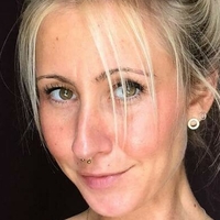Fraujenna Nøgen