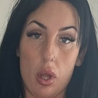 Geordie Hattie Nøgen
